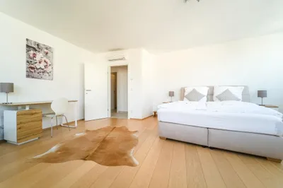 4-Zimmer-Wohnung mieten in Wien – 178 m², € 4.150 – Bild 7 von 19
