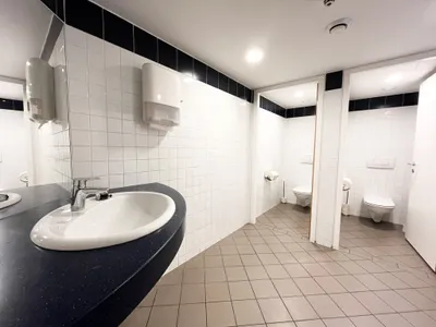 17-Zimmer-Gewerbeimmobilie mieten in Wien – 714 m², € 7.023 – Bild 5 von 12