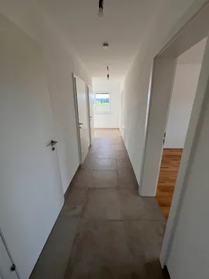 3-Zimmer-Wohnung mieten in Braunau am Inn – 78 m², € 1.293 – Bild 3 von 7