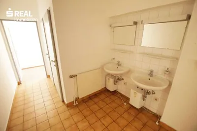 6-Zimmer-Gewerbeimmobilie mieten in Oberpullendorf – 190 m², € 1.500 – Bild 5 von 18