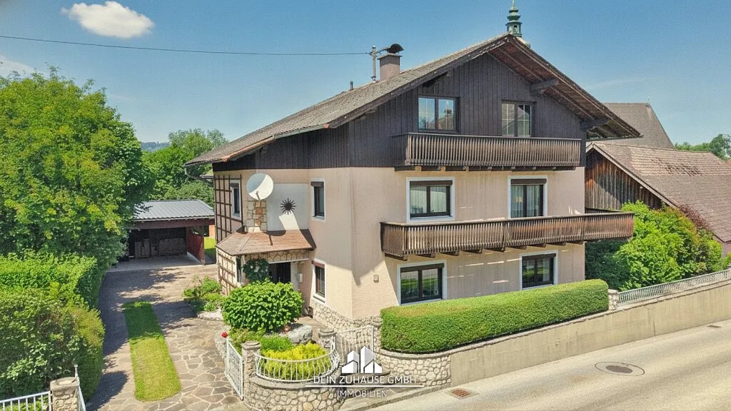 DEIN ZUHAUSE: Stilvolles Einfamilienhaus mit großem Garten und Pool - Ansicht 2
