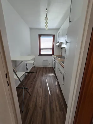 PRIVAT zentral begehbare 2 Zimmer Wohnung Nähe Mariahilferstraße TOP LAGE – Bild 2