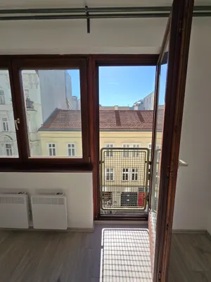 PRIVAT zentral begehbare 2 Zimmer Wohnung Nähe Mariahilferstraße TOP LAGE – Bild 3