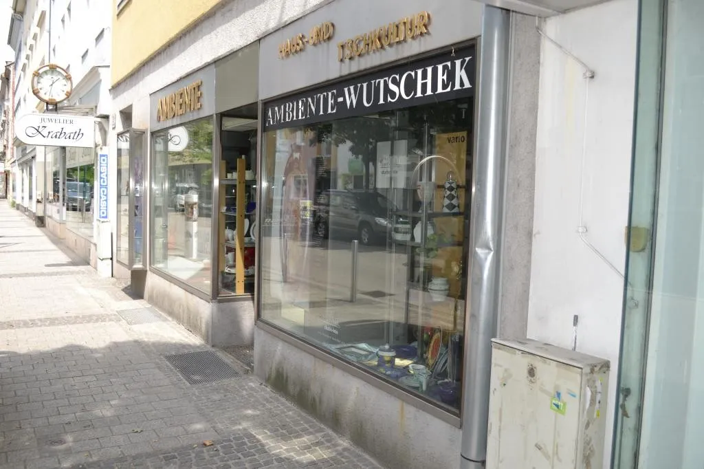 GSCHÄFTSLOKAL IN DER BAHNHOFSTRASSE - IDEAL AUCH FÜR DIENSTLEISTER !, Wels