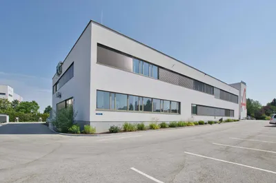 Gewerbeimmobilie mieten in Gmunden – 138 m², € 2.947 – Bild 20 von 24
