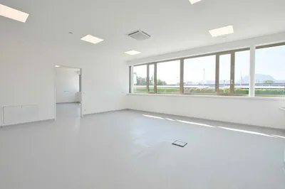Gewerbeimmobilie mieten in Gmunden – 138 m², € 2.947 – Bild 2 von 24