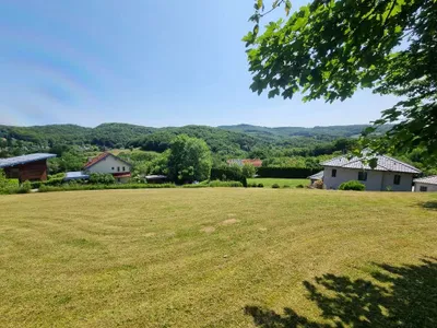 Grundstück kaufen in Sankt Pölten Land – 2 100 m², € 449.000 – Bild 1 von 3