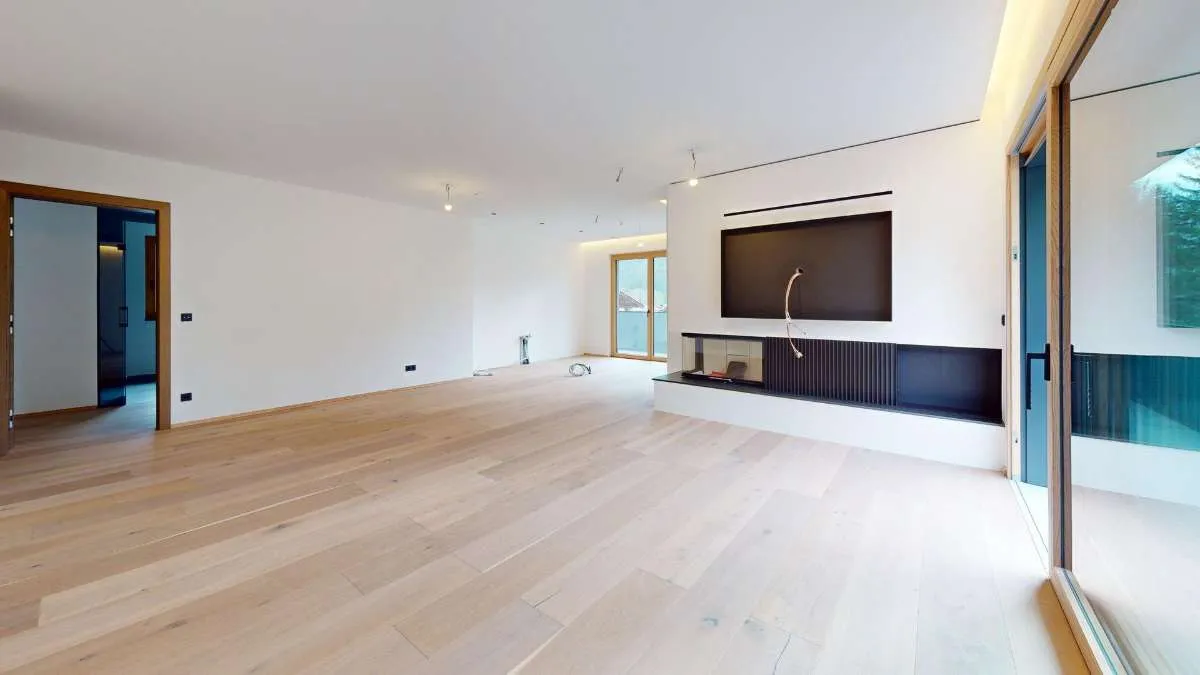 Neubauwohnung im Zentrum mit Kamin - Ansicht 3