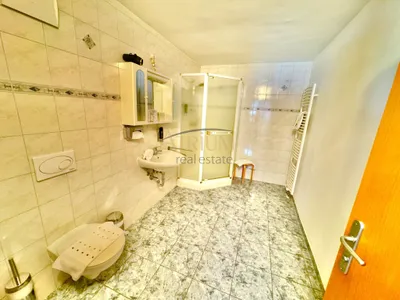 13-Zimmer-Gewerbeimmobilie kaufen in Krems Land – 250 m², € 798.463 – Bild 13 von 15