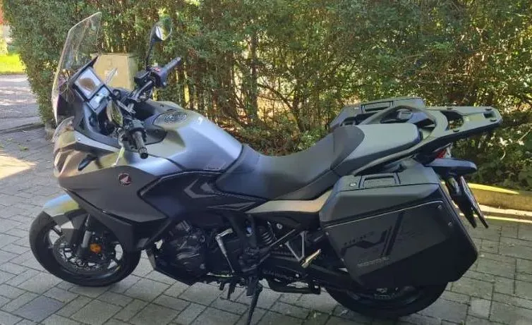Honda NT