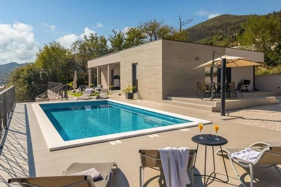 Moderne Villa mit Meerblick in Opatija, Kvarner Bucht - Ansicht 2