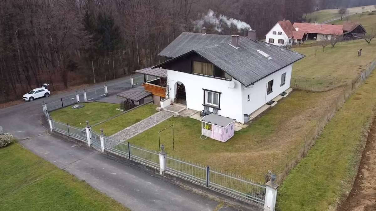 CHARMANTES LANDHAUS INMITTEN DER THERMENREGION MIT VIEL POTENZIAL ! - Ansicht 2