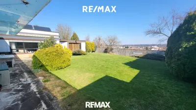 4-Zimmer-Haus kaufen in Vöcklabruck – 116 m², € 320.000 – Bild 1 von 12