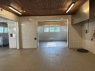 Gewerbeimmobilie mieten in Steyr-Land – 850 m², € 4.200 – Bild 3 von 7