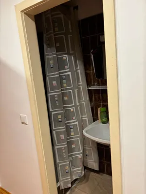 1-Zimmer-Wohnung mieten in Klagenfurt Land – 16 m², € 450 – Bild 4 von 5
