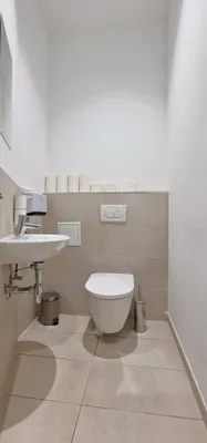 2-Zimmer-Gewerbeimmobilie mieten in Wien – 76 m², € 1.403 – Bild 9 von 11