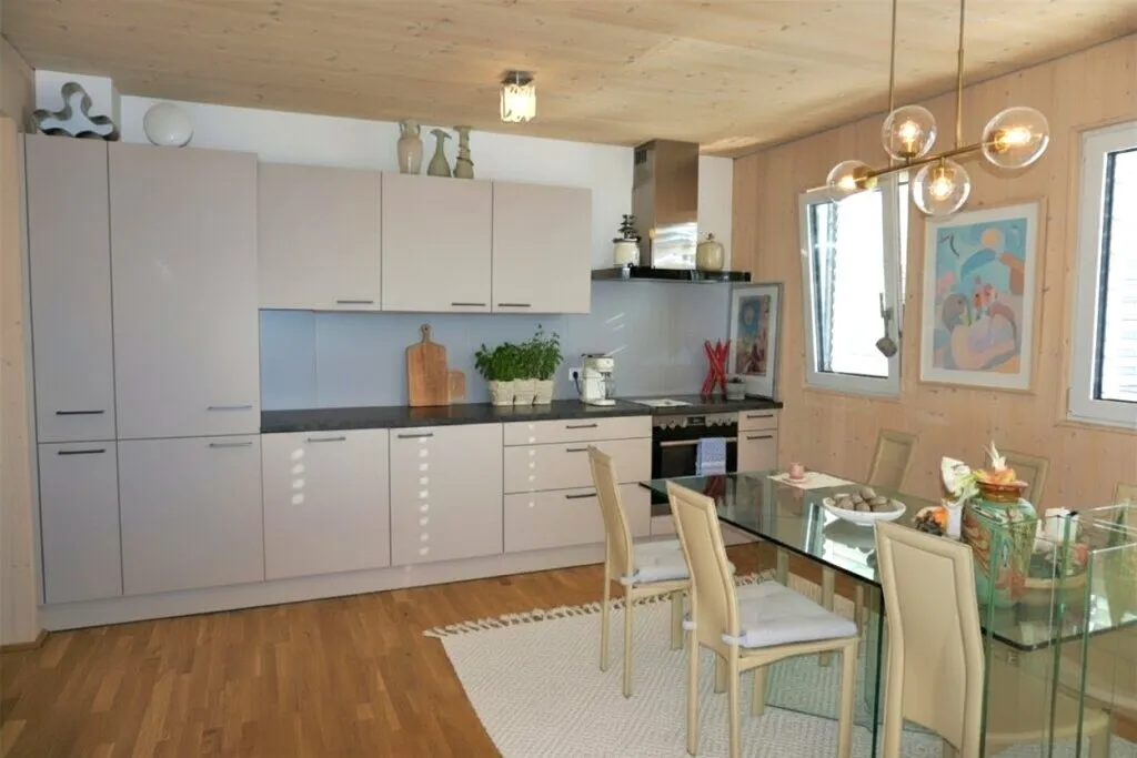 RESERVIERT!!! Moderne 2 Zimmer Wohnung im Zentrum von Mondsee mit Tiefgarage und Lift! - Ansicht 2