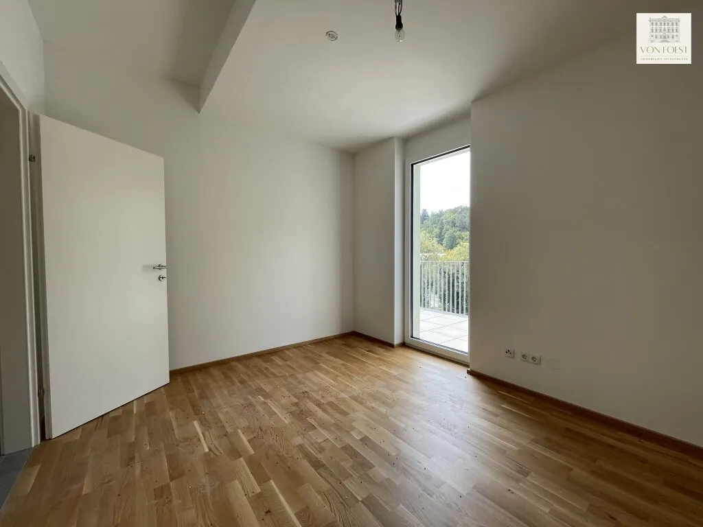 MIETVERHÄLTNIS BIS 02/2028 - Wunderschöne 3-Zimmer-Wohnung mit großzügigem Balkon und traumhaftem Ausblick - Ansicht 3