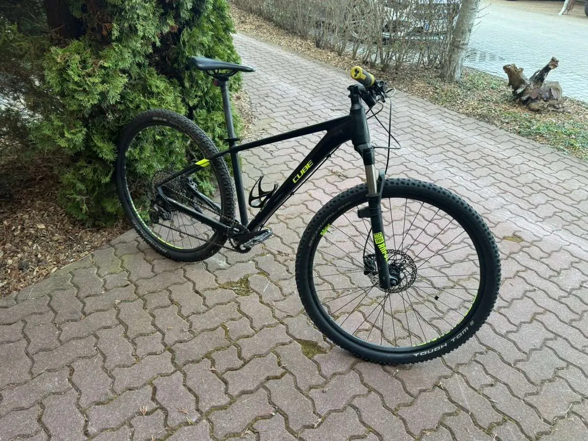 rennrad training schneller werden Schneller, stärker, weiter: für & Gravel Schlüsselbrett mit Ablage & strapback Helmet Color:Navy