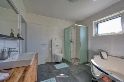 6-Zimmer-Haus kaufen in Vöcklabruck – 170 m², € 789.000 – Bild 13 von 26