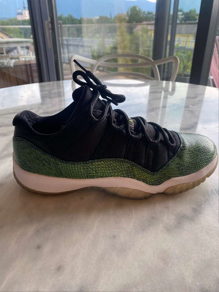 Air Jordan 11 Retro 2024 low