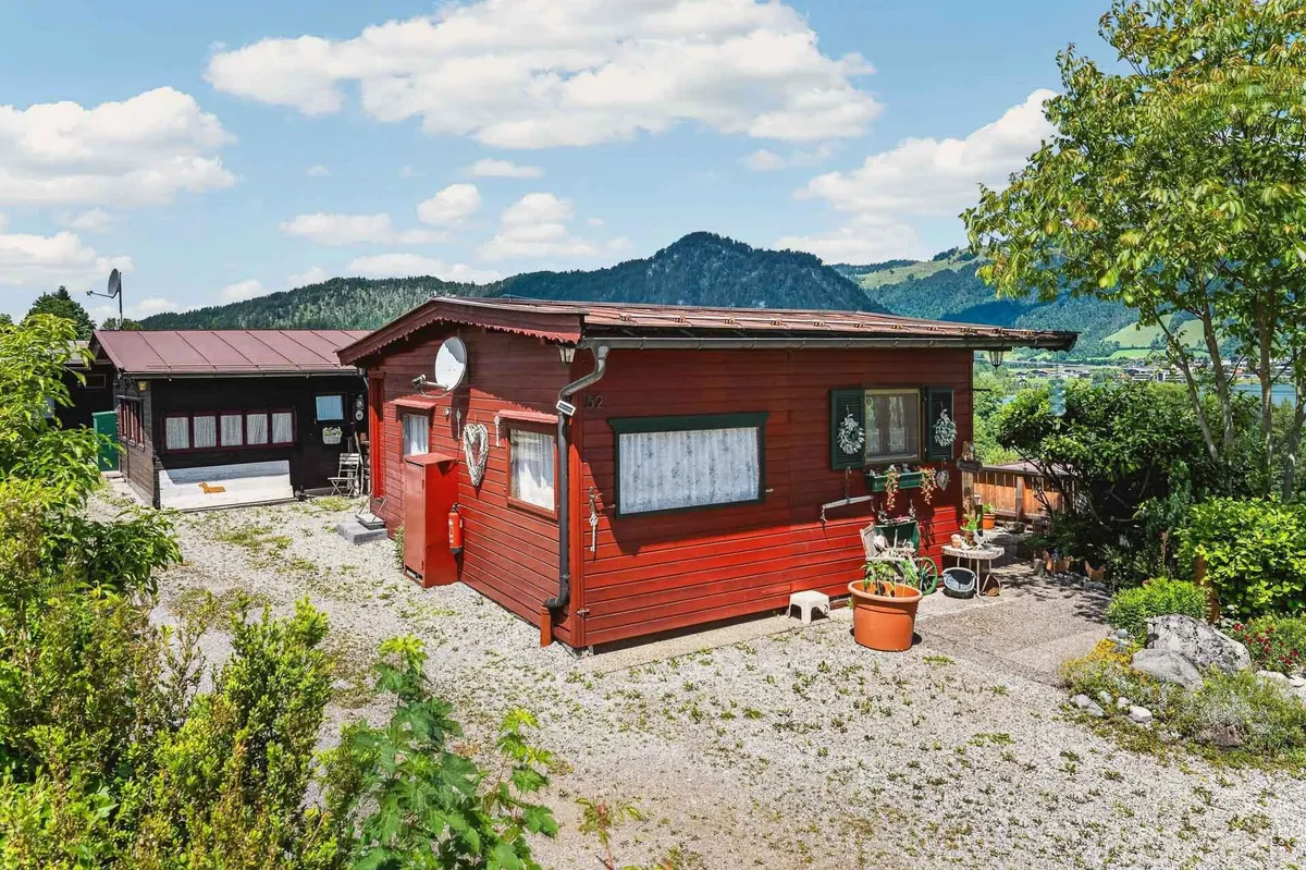 Charmante Freizeitwohnsitz-Hütte mit Seeblick in Walchsee - Ansicht 2