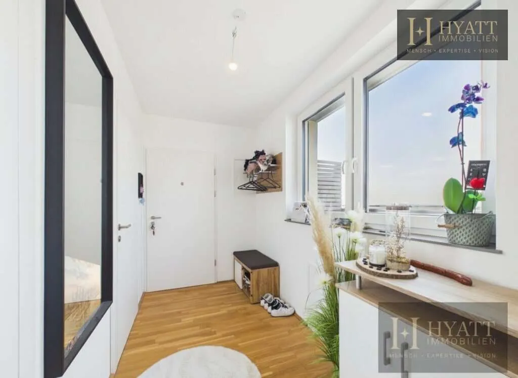Moderne Dachgeschosswohnung mit großzügigen Terrassen in Mannersdorf für Anleger – pohled 3