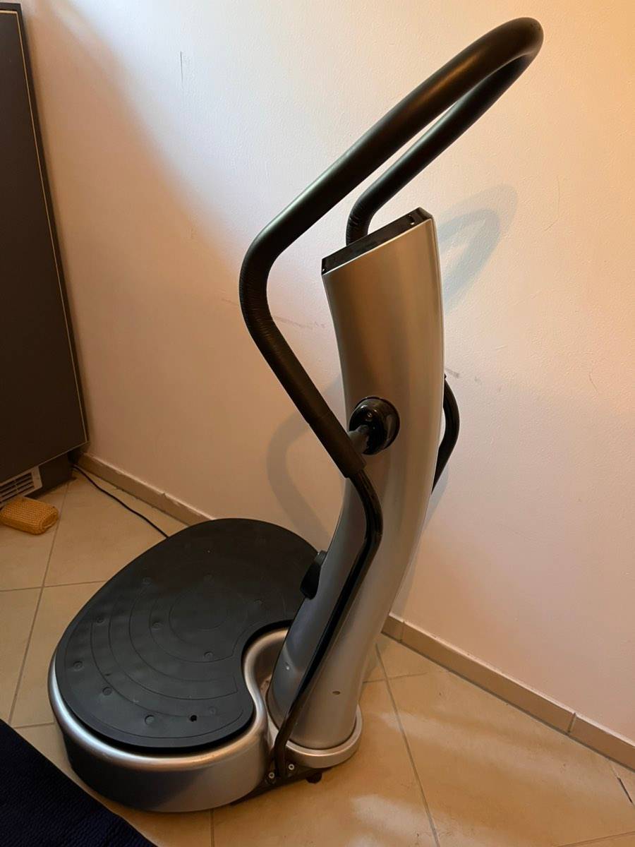 Skandika Vibrationsplatte kaufen - willhaben Skandika Vibrationsplatte kaufen - willhaben