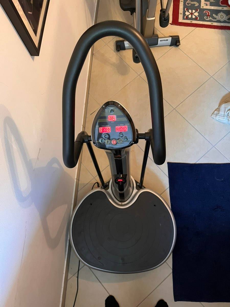 Skandika Vibrationsplatte kaufen - willhaben Skandika Vibrationsplatte kaufen - willhaben