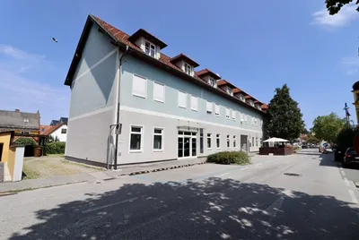 6-Zimmer-Gewerbeimmobilie mieten in Weiz – 237 m², € 2.540 – Bild 4 von 17