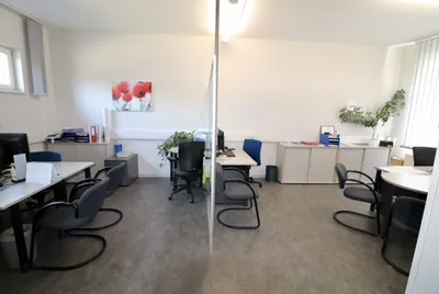 6-Zimmer-Gewerbeimmobilie mieten in Weiz – 237 m², € 2.540 – Bild 10 von 17