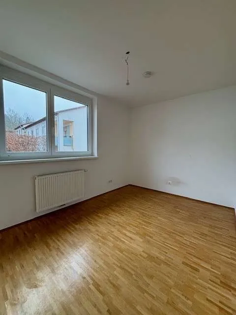 Helle 3-Zimmer-Wohnung mit Balkon und Tiefgaragenparkplatz - geförderte Miete ODER geförderte Miete mit Kaufoption - 3 Zimmer - Widok 3