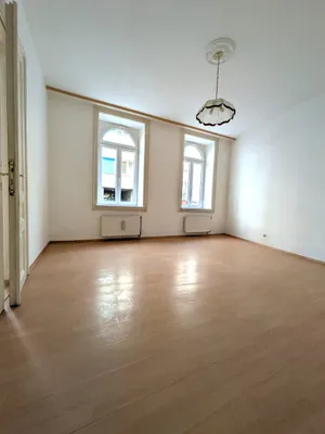Nette 3 Zimmer Wohnung in guter Lage - WG geeignet
