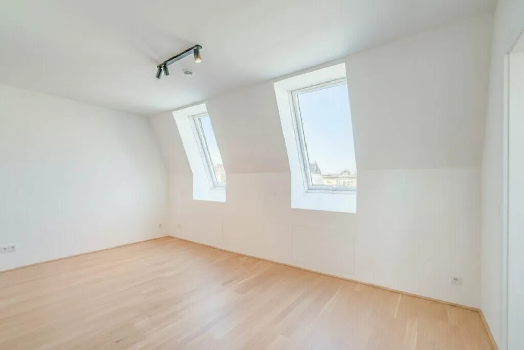 Kompakte 2-Zimmer DG-Wohnung - Ansicht 2
