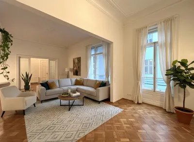 1030! Wunderschöne Altbauwohnung am Dannebergplatz - 4 Zimmer, 2 Bäder, Loggia & Balkon!