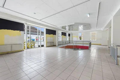8-Zimmer-Gewerbeimmobilie mieten in Wiener Neustadt – 709 m² – Bild 9 von 25