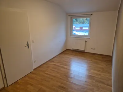 3-Zimmer-Wohnung mieten in Neunkirchen – 54 m², € 685 – Bild 9 von 12