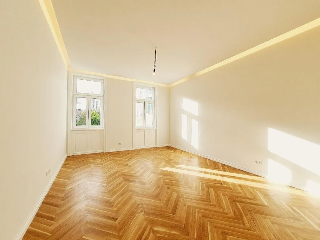 ++NEU++ Generalsanierungsbedürftige ALTBAU-FLAIR & Top-Lage! 2,5-Zimmer-Perle beim Ebner-Eschenbach-Park & Aumann Platz! - Widok 3