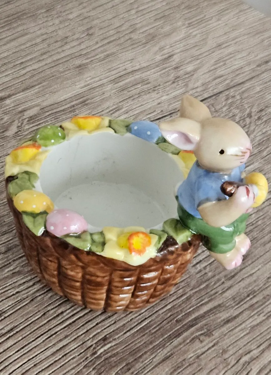 Villeroy&Boch Hase, € 40,- (8020 Eggenberg)