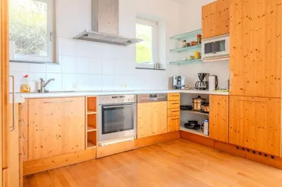 7-Zimmer-Haus mieten in Krems an der Donau – 180 m², € 2.200 – Bild 6 von 14