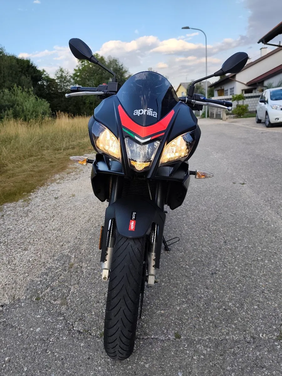 Aprilia Tuono