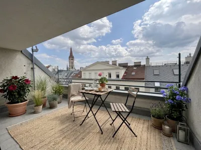 1030! Wohnen über den Dächern Wiens: "Sanierte 4-Zimmer-Dachgeschoss-Maisonette & Terrasse ab Oktober 26!"