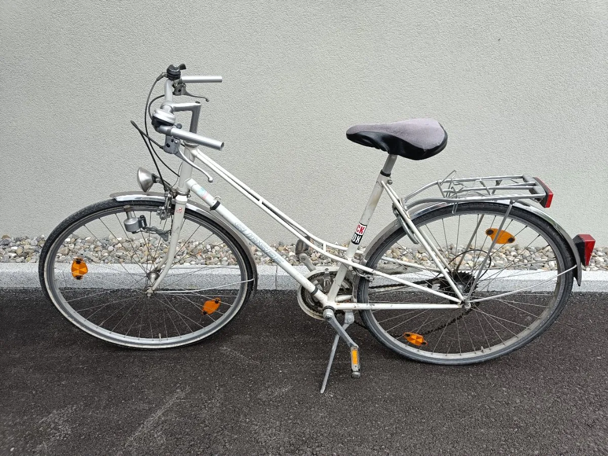 fahrradsitz hinten mountainbike PU Fahrrad-Rücksitzkissen, Fahrrad Sitz Kissen, Fahrradrücksitz Fahrradhelm mit Bremslicht, Blinker Vinyl Decals Color 1:Carbon Black