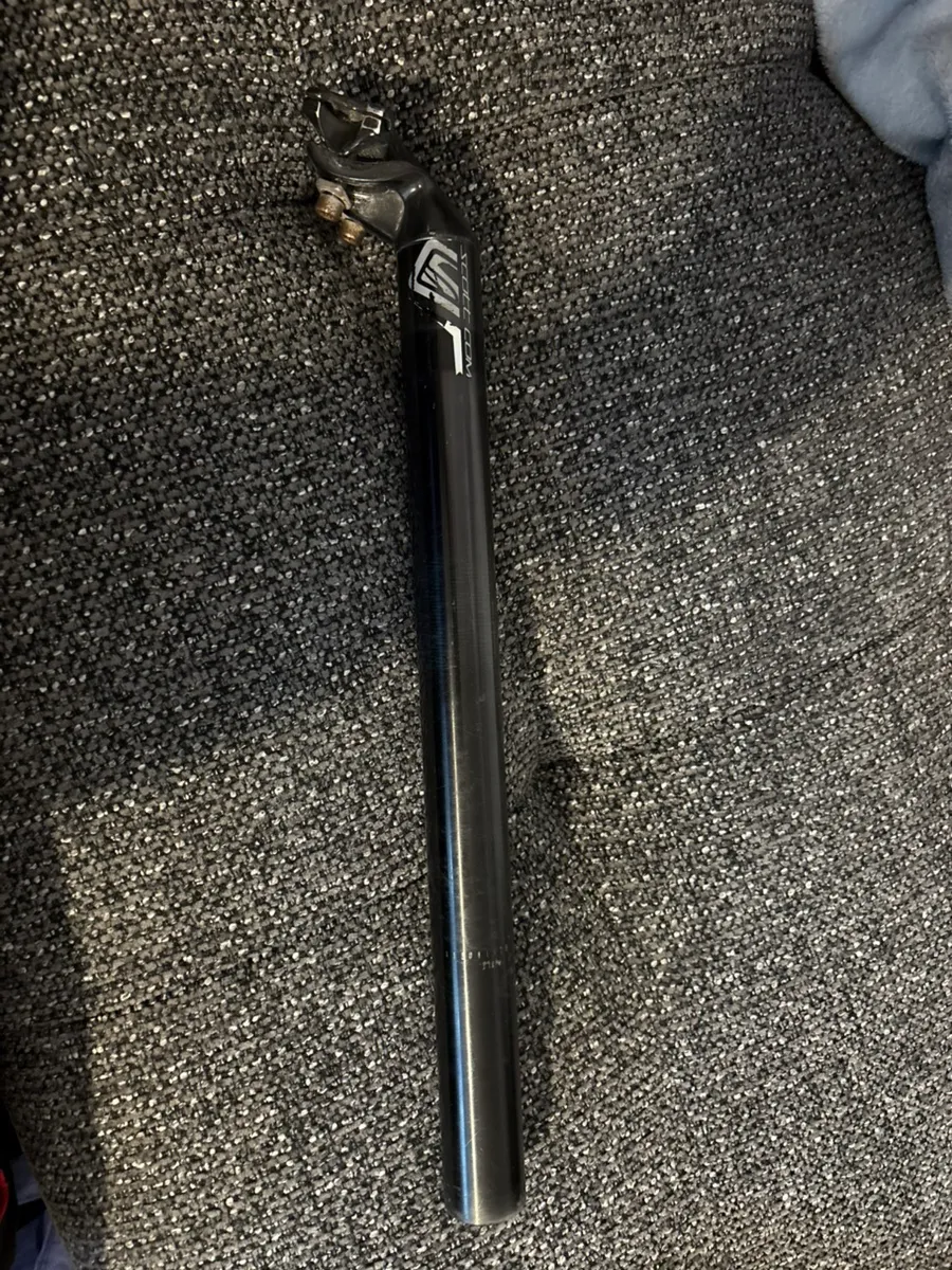 xlc pro sattelstütze SP-R03, Ø 31, 6mm, 400mm, high polished, 24mm Vers. Sport & Freizeit MSRP : 229 Motor:800W POE - Gear Ratios