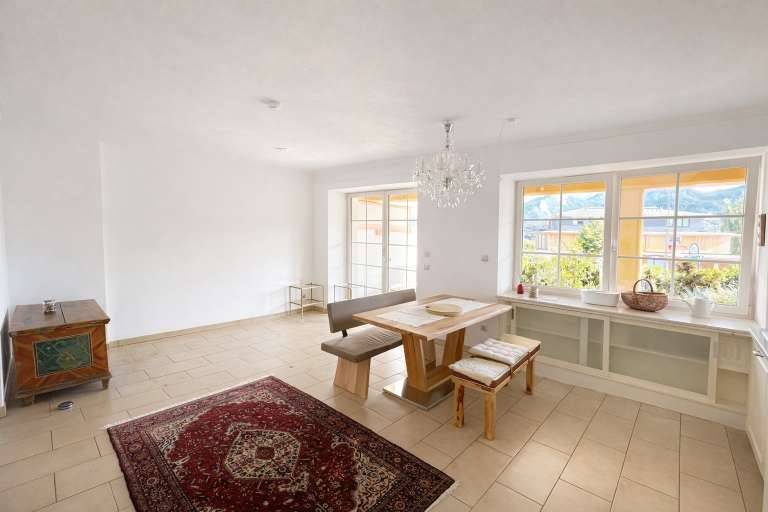 Anlegerwohnung in Seenähe mit großzügiger Terrasse & Garten - Ansicht 3