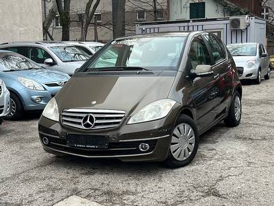 Mercedes-Benz 180 (Aut.) Neues Pickerl