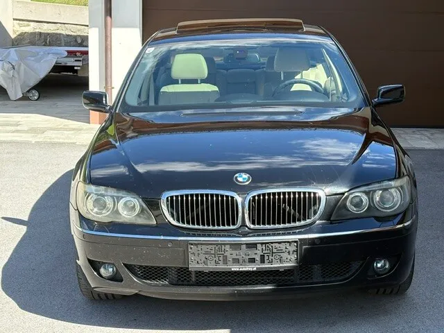 BMW 7 Series 2005 photo 2