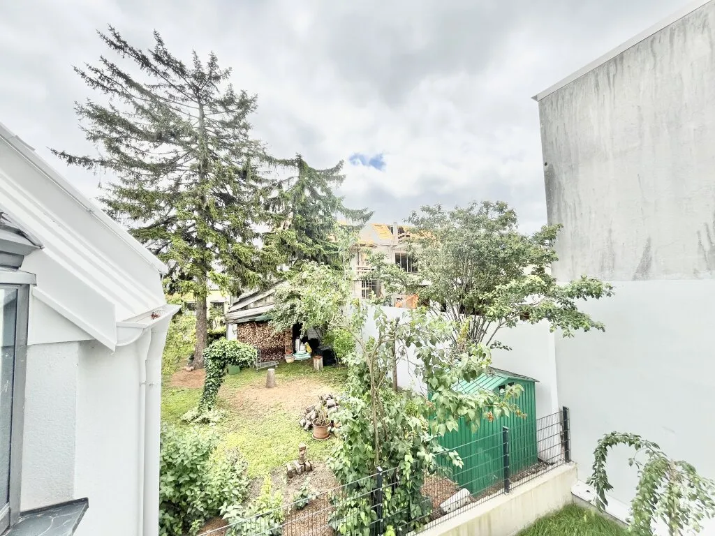 Charmante 3-Zi Dachgeschosswohnung mit Balkon, Garage & U-Bahn Nähe in 1230 Wien! - Ansicht 2