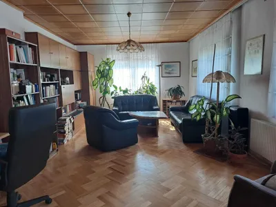 6-Zimmer-Haus kaufen in Weiz – 150 m², € 275.000 – Bild 9 von 28