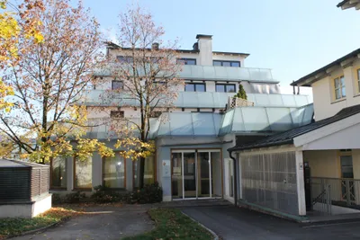 Gewerbeimmobilie mieten in Hallein – € 80